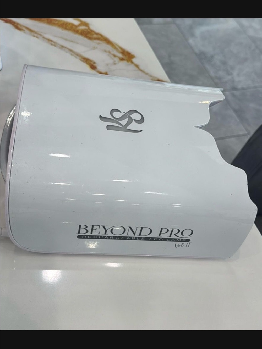 Nail UV light